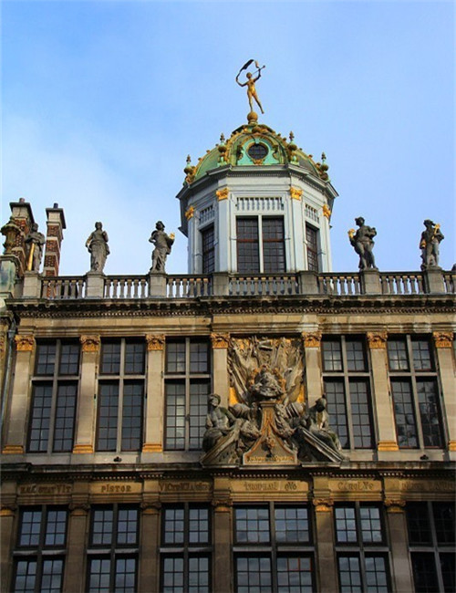 產(chǎn)品推薦:古典與時尚并存的魅力之城《布魯塞爾》 產(chǎn)品推薦:古典與時尚并存的魅力之城《布魯塞爾》