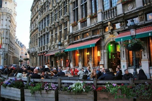 產(chǎn)品推薦:古典與時尚并存的魅力之城《布魯塞爾》 產(chǎn)品推薦:古典與時尚并存的魅力之城《布魯塞爾》