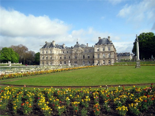 產(chǎn)品推薦:古典與時尚并存的魅力之城《布魯塞爾》 產(chǎn)品推薦:古典與時尚并存的魅力之城《布魯塞爾》