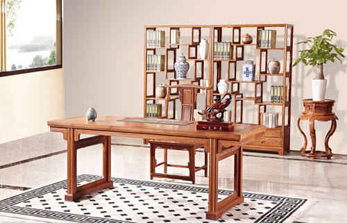 紅木家具企業(yè)提升設(shè)計(jì)競(jìng)爭(zhēng)力 關(guān)鍵在于人才的培養(yǎng)