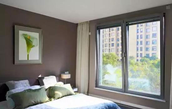 什么是內開內倒窗？它有什么功能特點？