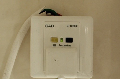 2匹以上的空調(diào)需要使用空氣開關(guān)