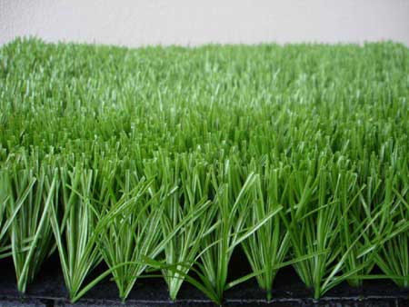 校園足球帶熱人工草坪 廠家需嚴把質量關