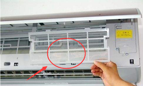 盛夏空調(diào)突然不制冷，隔壁老師傅只教我一招，卻是實(shí)用!