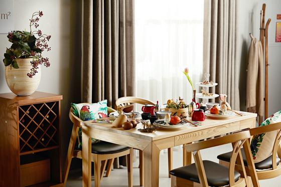 曲美家居打出一副好牌,以獨特家居哲學供養8090消費者審美需求 曲美家居打出一副好牌,以獨特家居哲學供養8090消費者審美需求