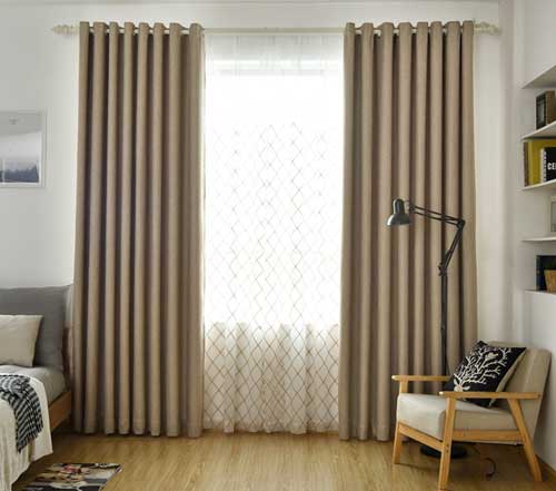 窗簾廠家必須要高度重視產品質量，也是勢在必行