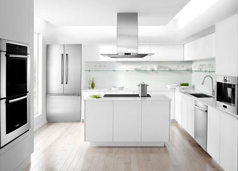 全鋁家居廠家需端正心態堅守實體店大本營