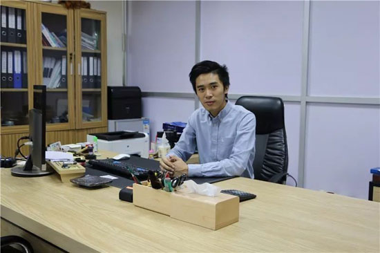 壁掛爐配件廠家粵風:工匠精神離不開真誠服務 壁掛爐配件廠家粵風:工匠精神離不開真誠服務