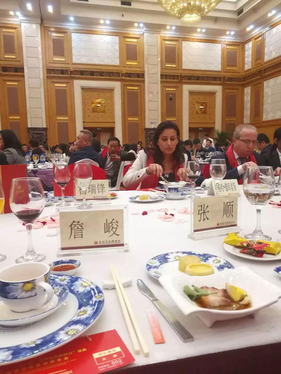 深圳歐博空調獲頒“2017行業領軍企業”稱號