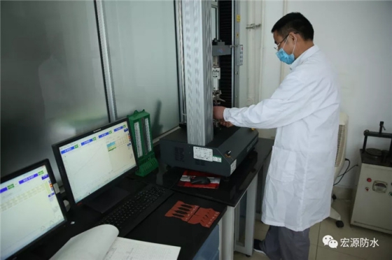 防水材料品牌榮譽|宏源行業(yè)首選率第二、連獲地產(chǎn)首選供應(yīng)商