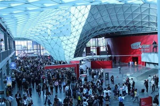 品牌日記|金達(dá)照明優(yōu)秀經(jīng)銷(xiāo)商歐洲豪華之旅