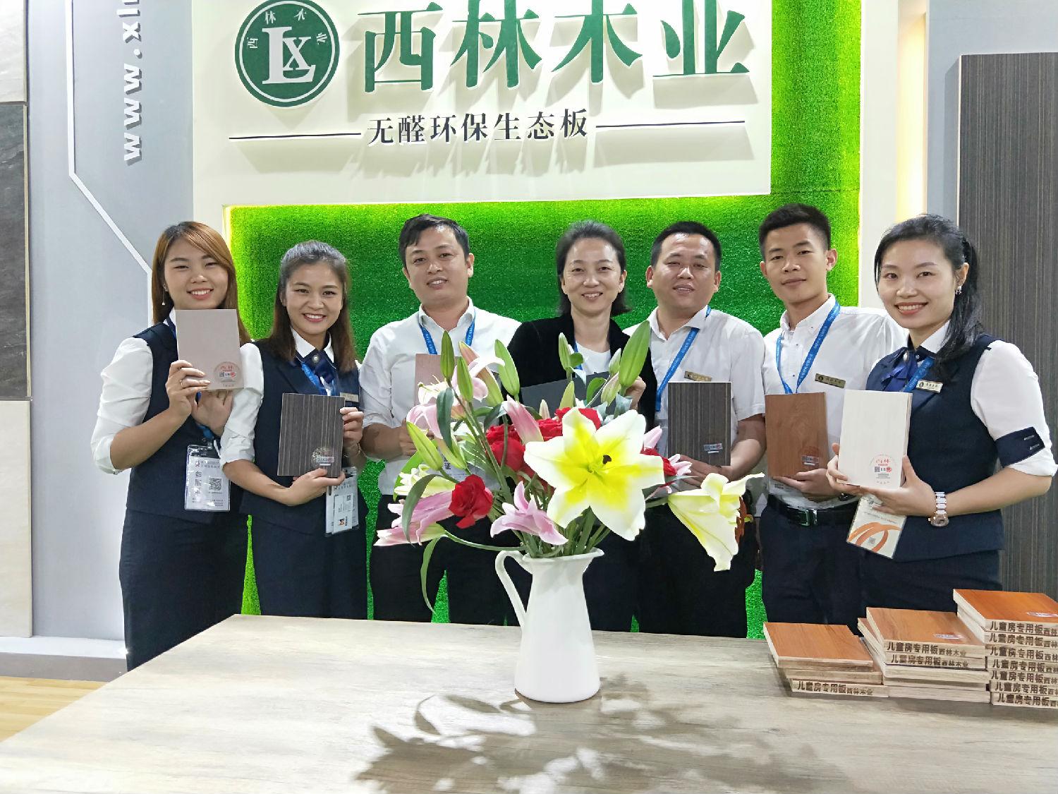 生態板品牌大事|西林木業以獨特的色彩驚艷衣柜展