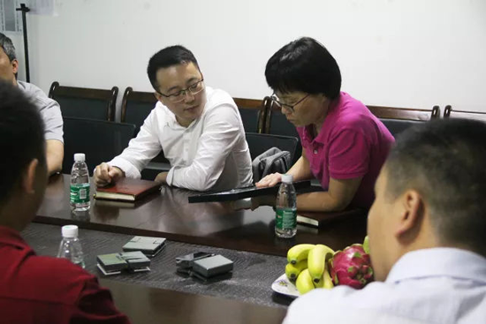 品牌日記|金地集團領(lǐng)導(dǎo)一行蒞臨優(yōu)普淋浴房考察 品牌日記|金地集團領(lǐng)導(dǎo)一行蒞臨優(yōu)普淋浴房考察