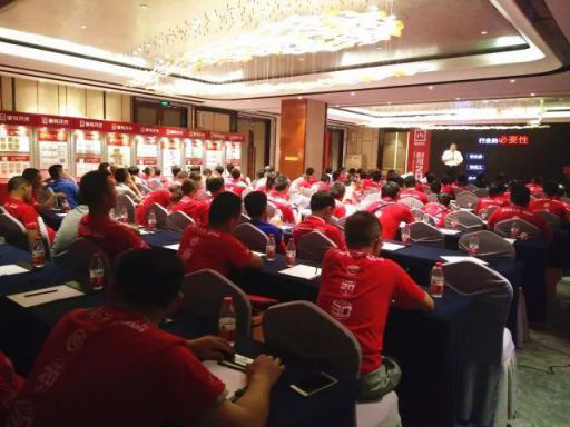 品牌大事|曼科開關(guān)新商業(yè)模式風(fēng)靡中國,引爆贛州市場(chǎng) 品牌大事|曼科開關(guān)新商業(yè)模式風(fēng)靡中國,引爆贛州市場(chǎng)