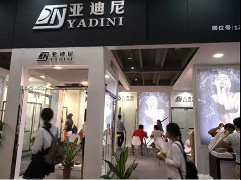 亞迪尼衛浴萬明: 堅持產品實用性,讓人人用上好淋浴房 亞迪尼衛浴萬明: 堅持產品實用性,讓人人用上好淋浴房