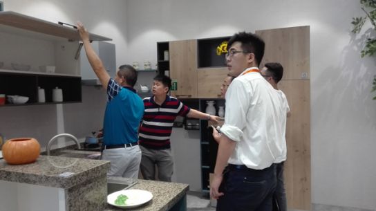 品牌大事| 2018建博會莫干山全屋定制閃耀廣州,明年再見! 品牌大事| 2018建博會莫干山全屋定制閃耀廣州,明年再見!