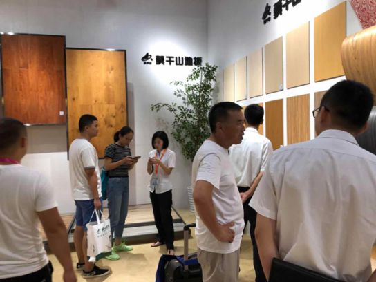 品牌大事| 2018建博會莫干山全屋定制閃耀廣州,明年再見! 品牌大事| 2018建博會莫干山全屋定制閃耀廣州,明年再見!