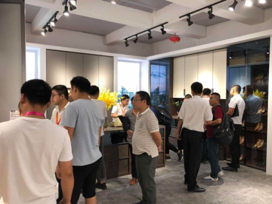 品牌大事| 2018建博會莫干山全屋定制閃耀廣州,明年再見! 品牌大事| 2018建博會莫干山全屋定制閃耀廣州,明年再見!