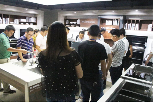 品牌大事|一天之內森歌集成灶成功簽約29家經銷商！