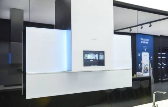 品牌產品|方太推出創新EA06中島式油煙機，重塑高端廚房生態