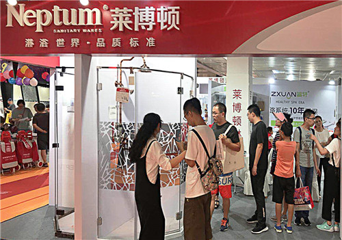 品牌大事|八月為愛煥新 萊博頓淋浴房邂逅北京華夏家博會 品牌大事|八月為愛煥新 萊博頓淋浴房邂逅北京華夏家博會