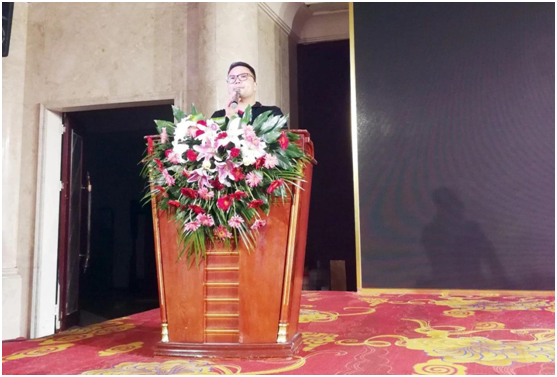 五光十色:同樣是選擇 我們賦予您更高的起點 五光十色:同樣是選擇 我們賦予您更高的起點