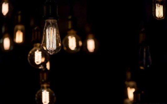 想要悶聲發財，實際上燈飾照明行業正在悄然變化