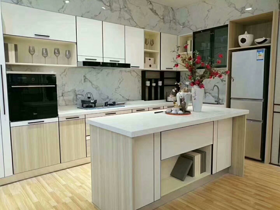 伊百麗攜時尚全屋家居新品引爆中國（廣州）定制家居盛會！