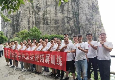 仲景宛西制藥張海英：為武漢市民送藥，感動(dòng)別人先感動(dòng)自己