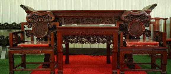 講道理說紅木家具保養(yǎng)難的，這些方法你都試了嗎？