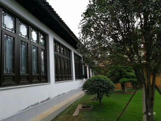 品牌產品|春在小窗橫幅里！三宅門窗升級中式生活美… 