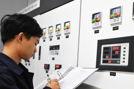 品牌榮譽|格美粵空氣能被授予“質量品牌培育企業”牌匾 品牌榮譽|格美粵空氣能被授予“質量品牌培育企業”牌匾