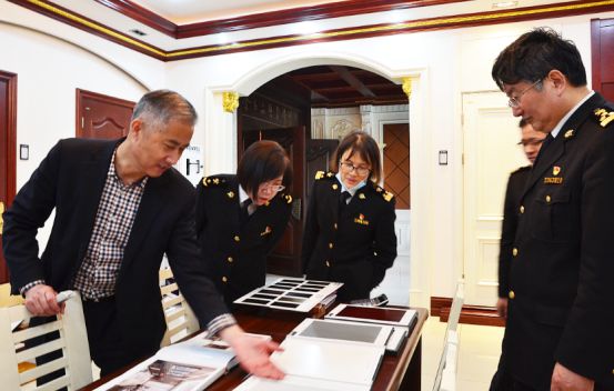 金豐定制家居│吳江海關關長馬紅蘭一行蒞臨調研指導