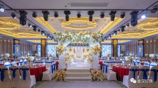 品牌案例|金漢燈飾助力十堰四季來福飯店造就好設(shè)計典范 品牌案例|金漢燈飾助力十堰四季來福飯店造就好設(shè)計典范