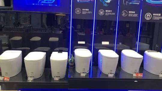 快看！極具金牌風范與品牌屬性的終端店面新形象