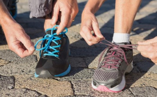 想要跑鞋穿久一點，就要懂得對跑鞋進行保養