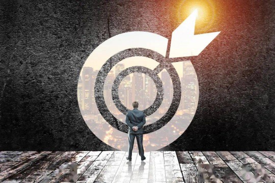 去年最賺錢的100家照企背后，竟隱藏著這2大重要信號！ 