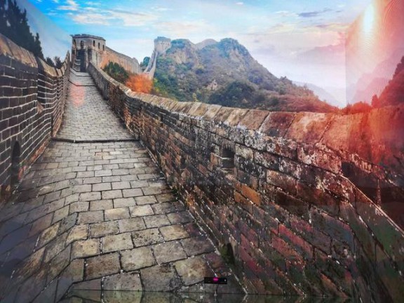 強力巨彩協同澳源光電打造LED顯示旗艦店開業