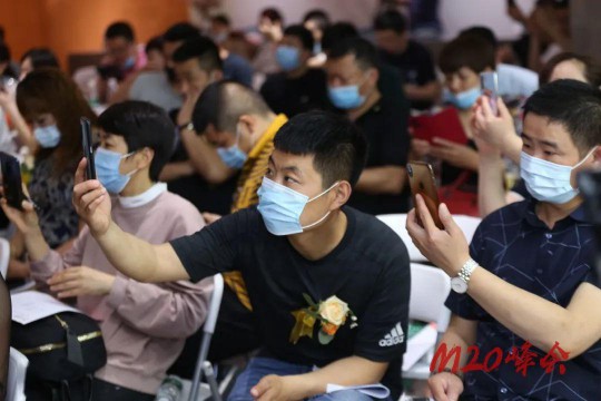 順成陶瓷集團“順動智能系統"于廣東佛山正式發布并啟動 順成陶瓷集團“順動智能系統"于廣東佛山正式發布并啟動