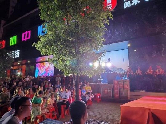 威爾斯陶瓷云南瀘西和彌勒兩大旗艦店盛大開業！