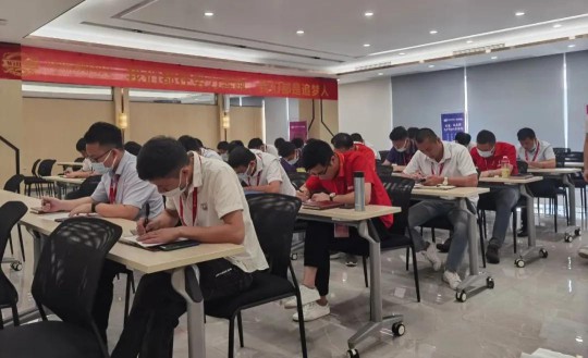 威廉頓陶瓷7月工作部署大會在總部順利召開 威廉頓陶瓷7月工作部署大會在總部順利召開