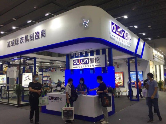 建博會上各大智能家居品牌產品奪目,經銷商打開下半年市場可參考 建博會上各大智能家居品牌產品奪目,經銷商打開下半年市場可參考