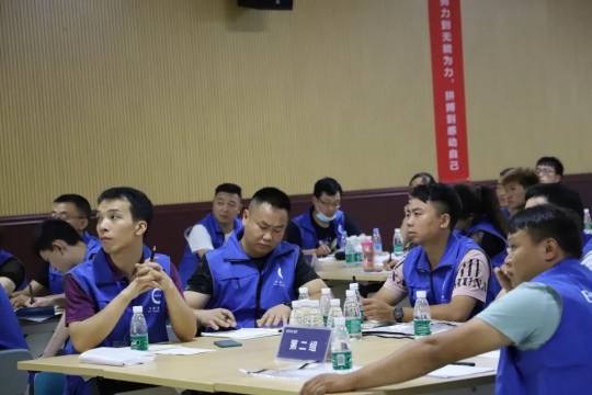 億合門窗從“新”出發(fā)，成功舉辦新一屆新商訓(xùn)練營