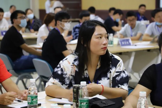 億合門窗從“新”出發(fā)，成功舉辦新一屆新商訓(xùn)練營