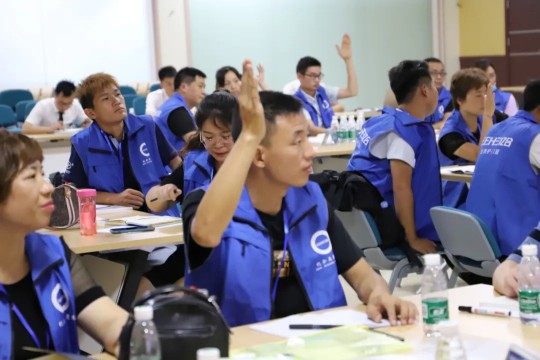 億合門窗從“新”出發(fā)，成功舉辦新一屆新商訓(xùn)練營