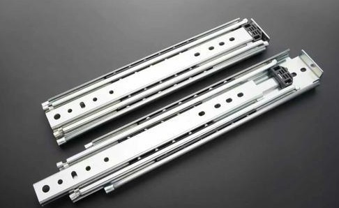 五金是櫥柜的心臟，我們應(yīng)該如何保養(yǎng)?