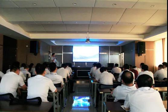 九品陶瓷榮耀原石大板培訓會圓滿舉行 九品陶瓷榮耀原石大板培訓會圓滿舉行