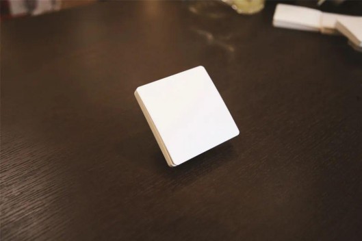 產(chǎn)品測評|鴻雁無源無線隨意貼開關，隨心智能控制