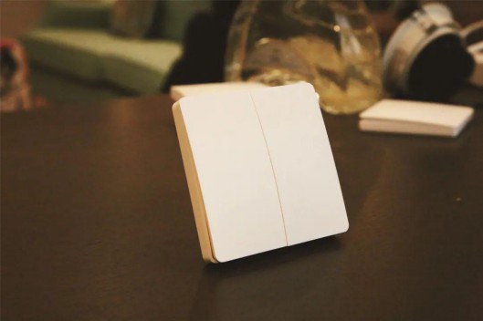 產(chǎn)品測評|鴻雁無源無線隨意貼開關，隨心智能控制