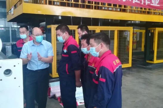 宏源防水山東生產基地開展設備AM活動! 宏源防水山東生產基地開展設備AM活動!